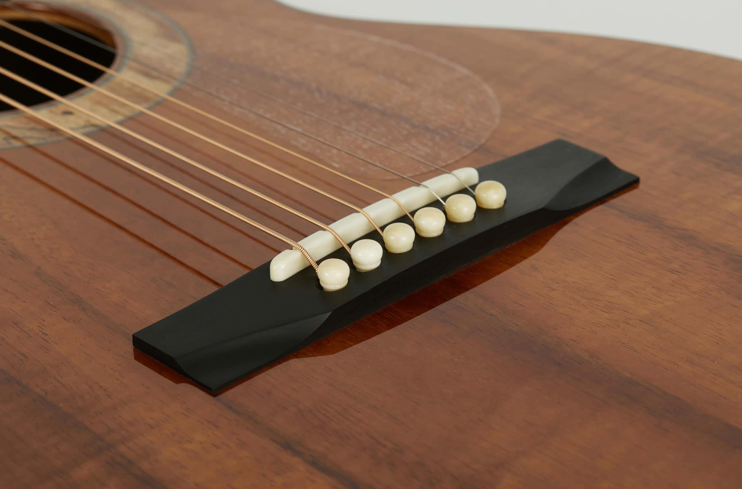 Kazourian – The Petite Koa 8